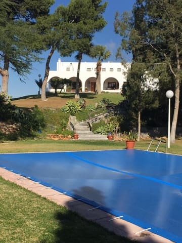 5 soveværelse Villa til salg i Pechina med swimmingpool - € 900.000 (Ref: 8109403)