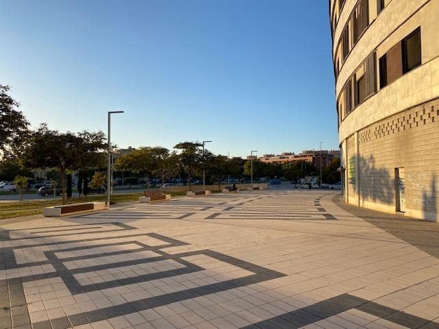 Kommersiell til salgs i Malaga by - € 930 000 (Ref: 8884388)