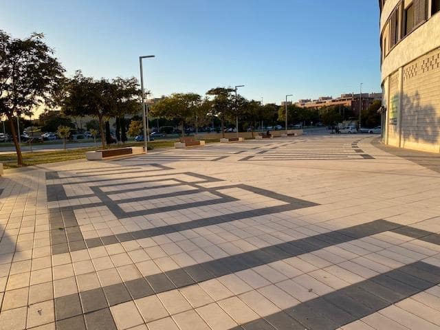 Kommersiell til salgs i Malaga by - € 930 000 (Ref: 8884388)