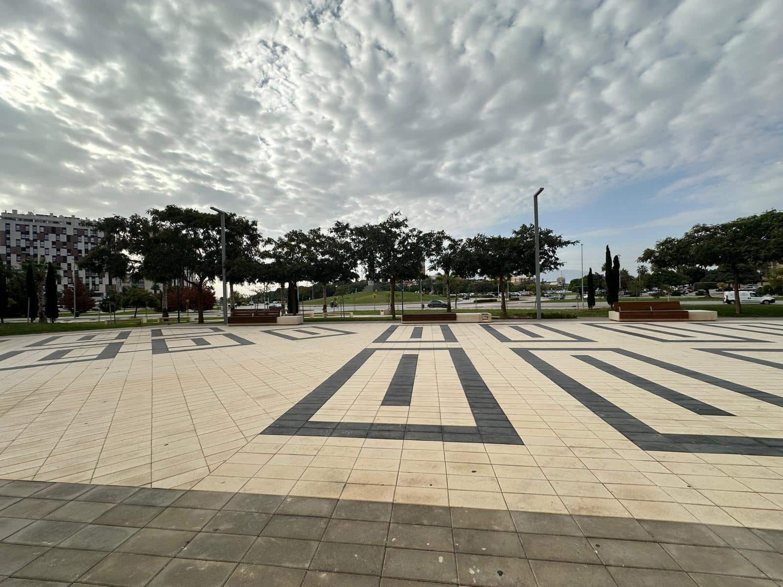 Kommersiell til salgs i Malaga by - € 930 000 (Ref: 8884388)