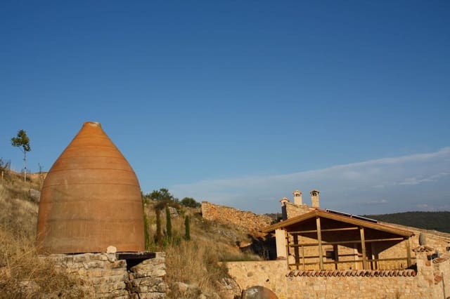 9 bedroom Finca/Country House for sale in Guadalajara city with pool - € 595,000 (Ref: 9073424)