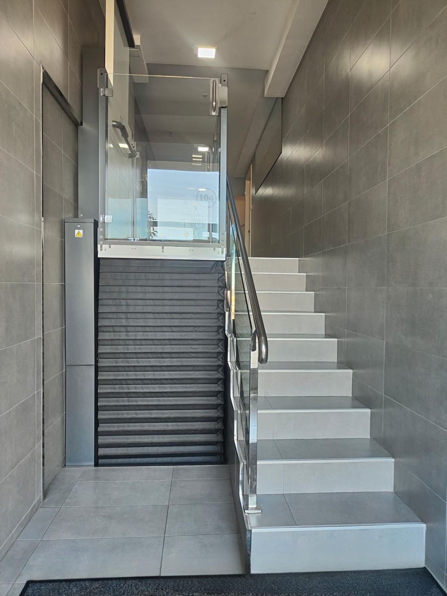 3 sypialnia Mieszkanie na sprzedaż w Vigo z garażem - 355 000 € (Ref: 9152182)