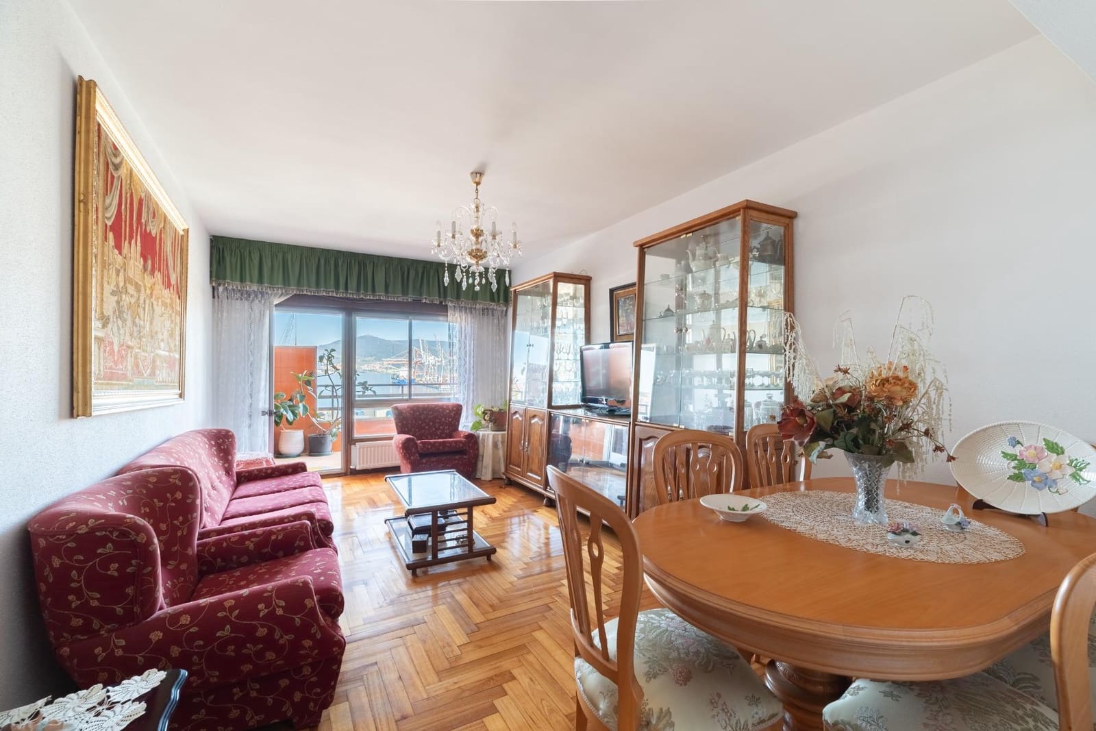 3 sypialnia Mieszkanie na sprzedaż w Vigo z garażem - 355 000 € (Ref: 9152182)