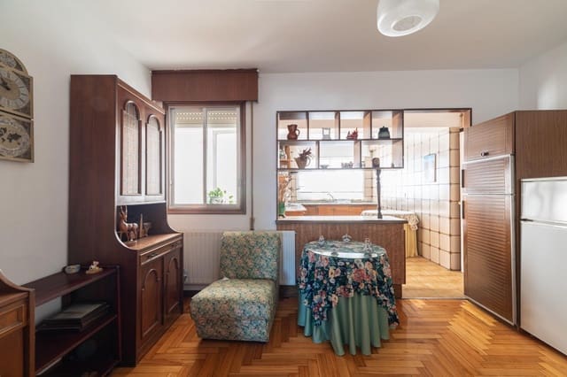 3 sypialnia Mieszkanie na sprzedaż w Vigo z garażem - 355 000 € (Ref: 9152182)