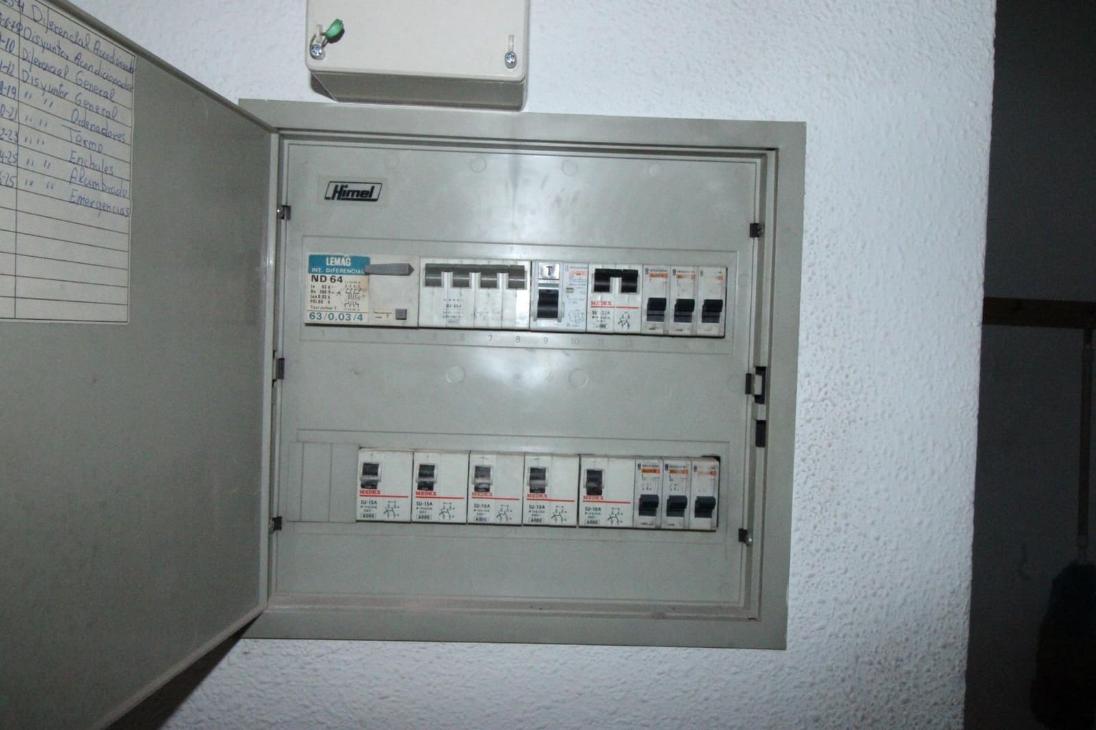 Erhverv til salg i Oliva - € 61.500 (Ref: 9159470)