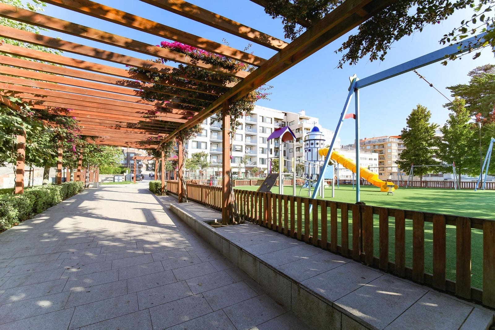 4 sypialnia Apartament na sprzedaż w Sanxenxo z garażem - 625 000 € (Ref: 9291616)