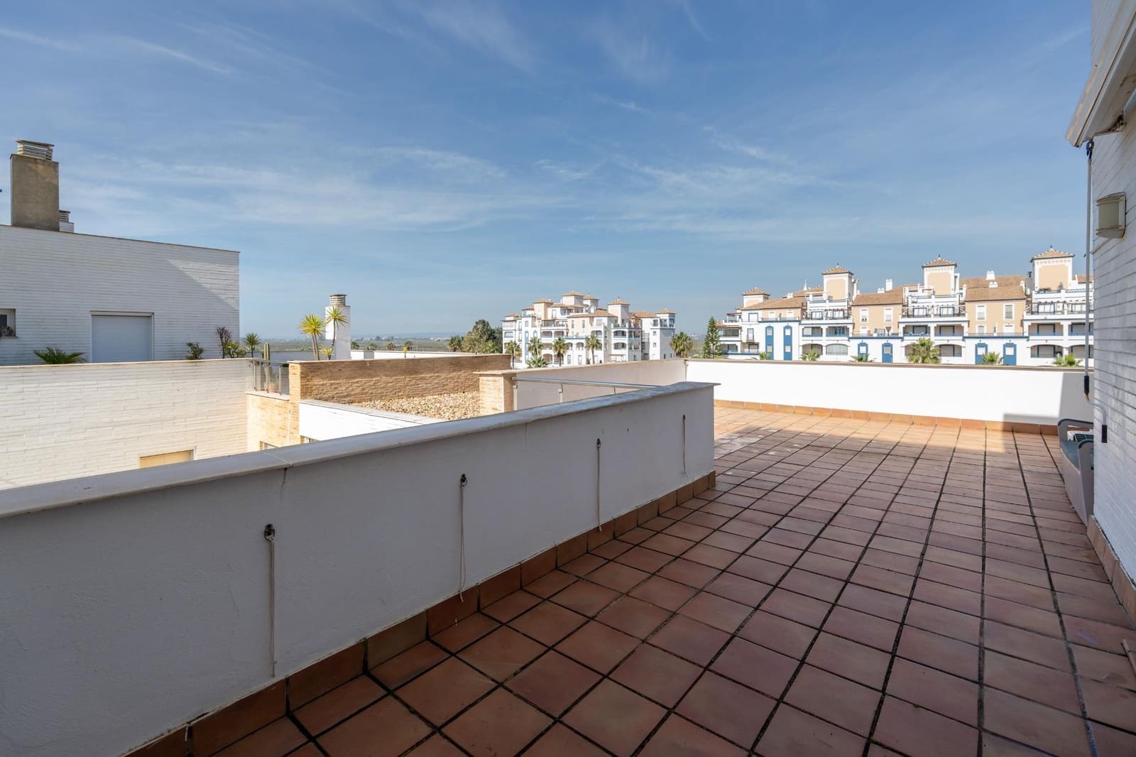 3 bedroom Flat for sale in Ayamonte with pool garage - € 440,000 (Ref: 9341222)
