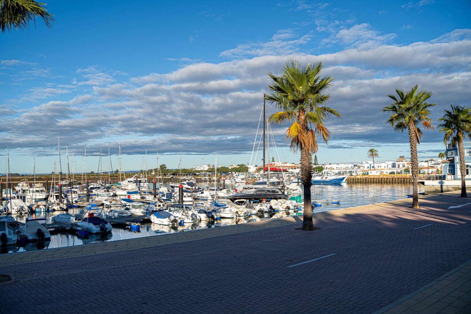 3 bedroom Flat for sale in Ayamonte with pool garage - € 440,000 (Ref: 9341222)