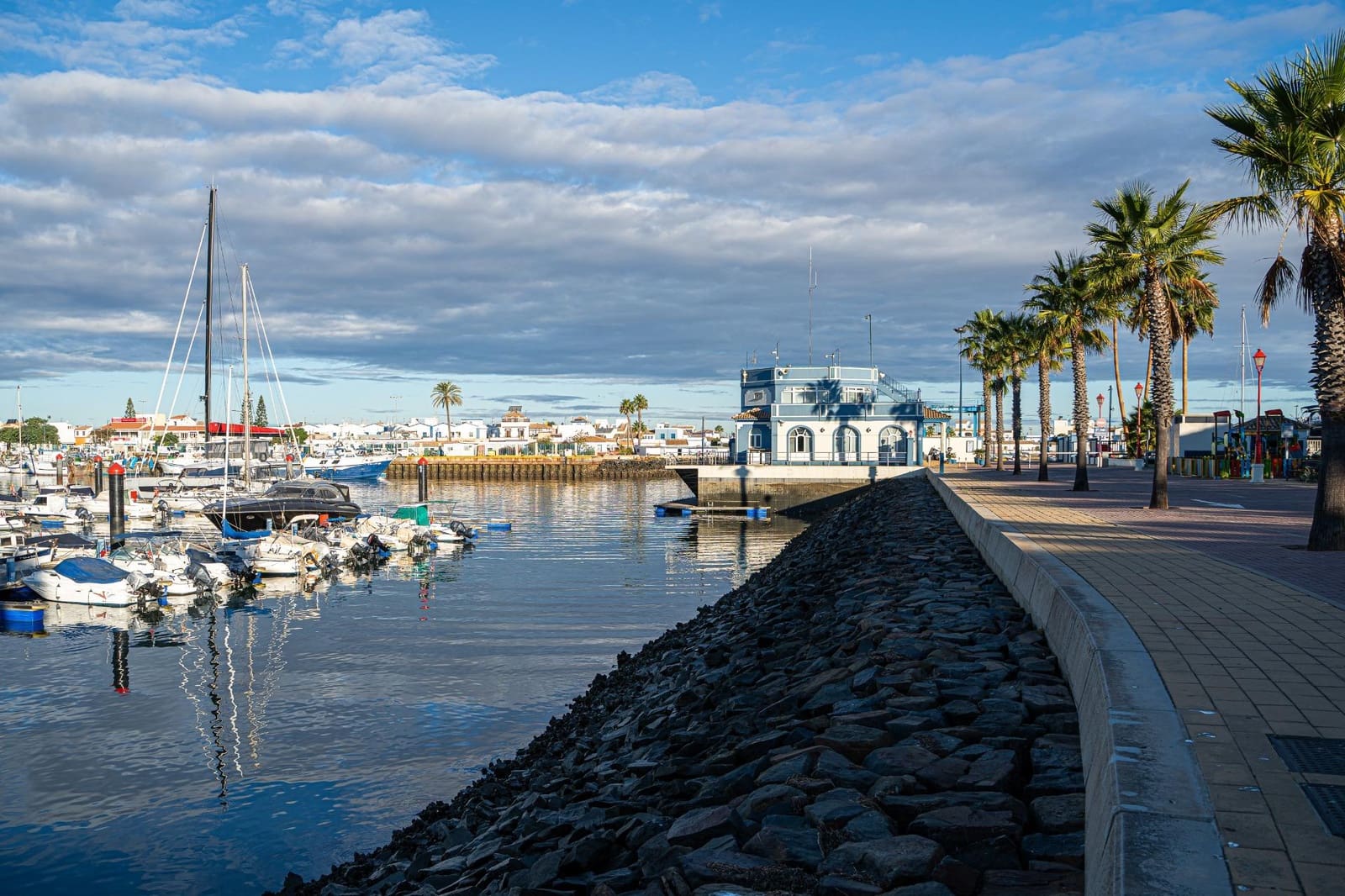 3 bedroom Flat for sale in Ayamonte with pool garage - € 440,000 (Ref: 9341222)