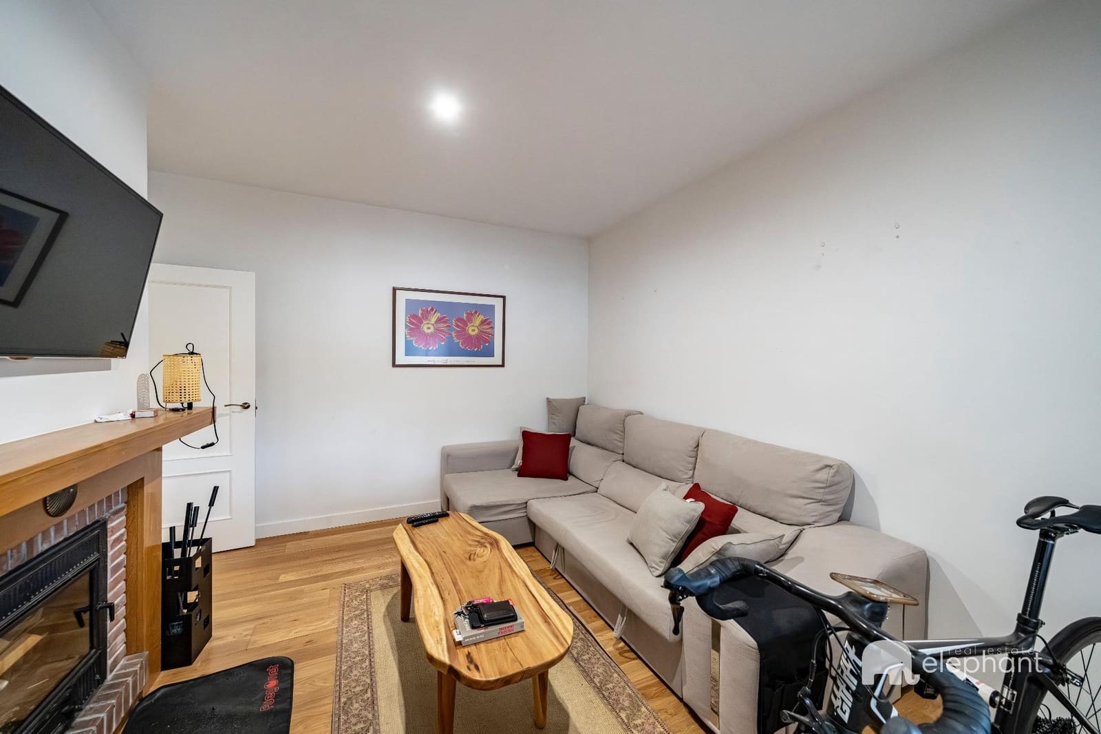 6 bedroom Villa for sale in Torrelodones with pool - € 1,127,000 (Ref: 9419789)