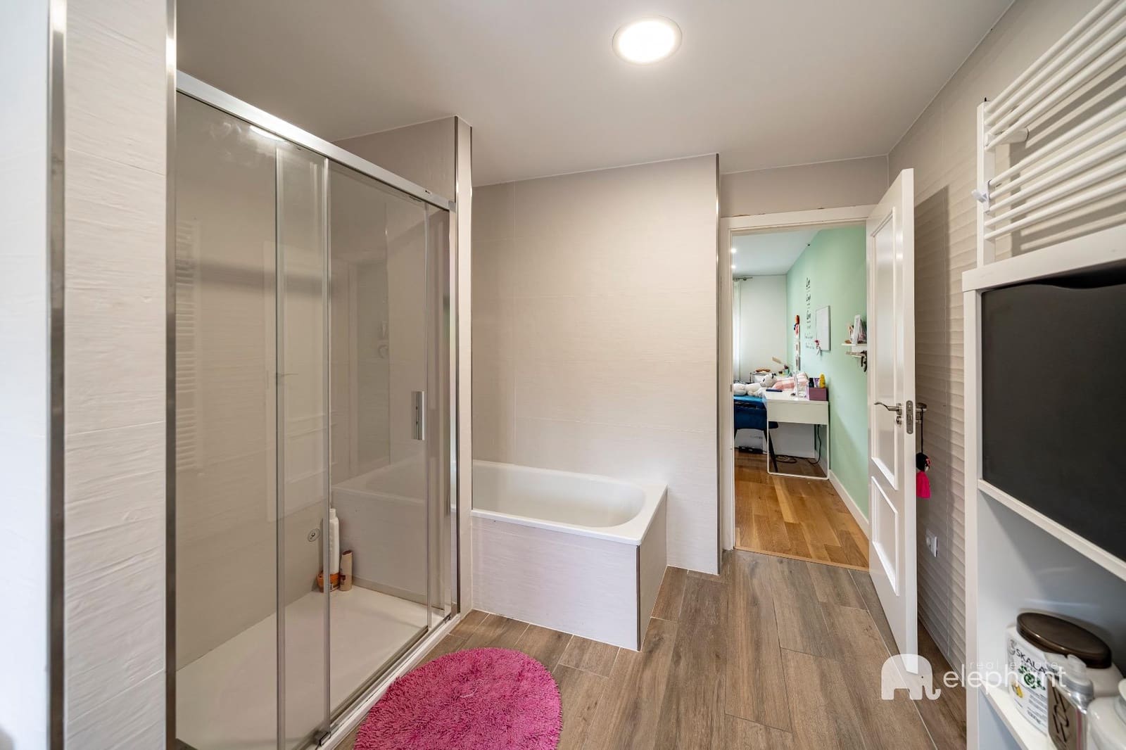 6 bedroom Villa for sale in Torrelodones with pool - € 1,127,000 (Ref: 9419789)