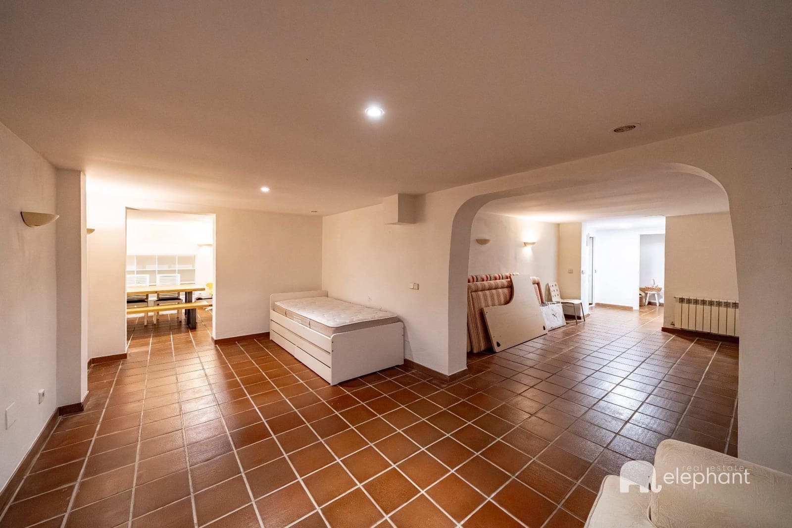 6 bedroom Villa for sale in Torrelodones with pool - € 1,127,000 (Ref: 9419789)