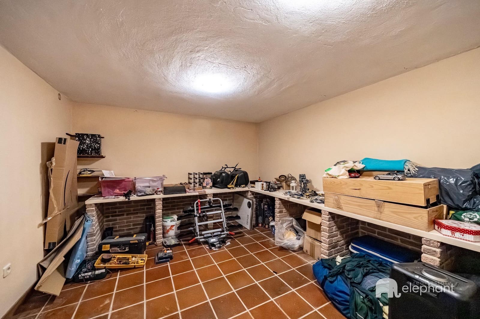 6 bedroom Villa for sale in Torrelodones with pool - € 1,127,000 (Ref: 9419789)