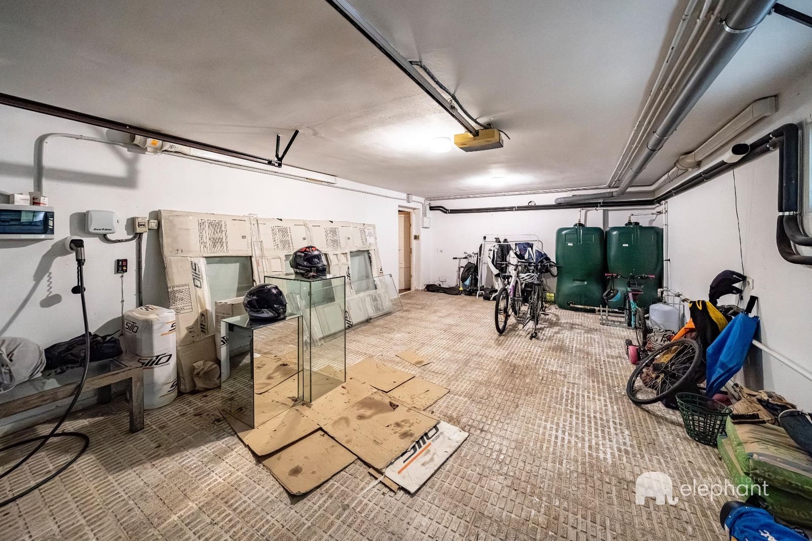 6 bedroom Villa for sale in Torrelodones with pool - € 1,127,000 (Ref: 9419789)