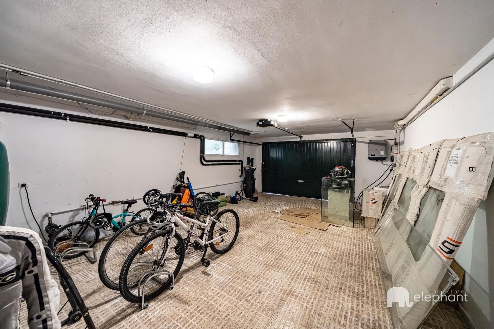 6 bedroom Villa for sale in Torrelodones with pool - € 1,127,000 (Ref: 9419789)