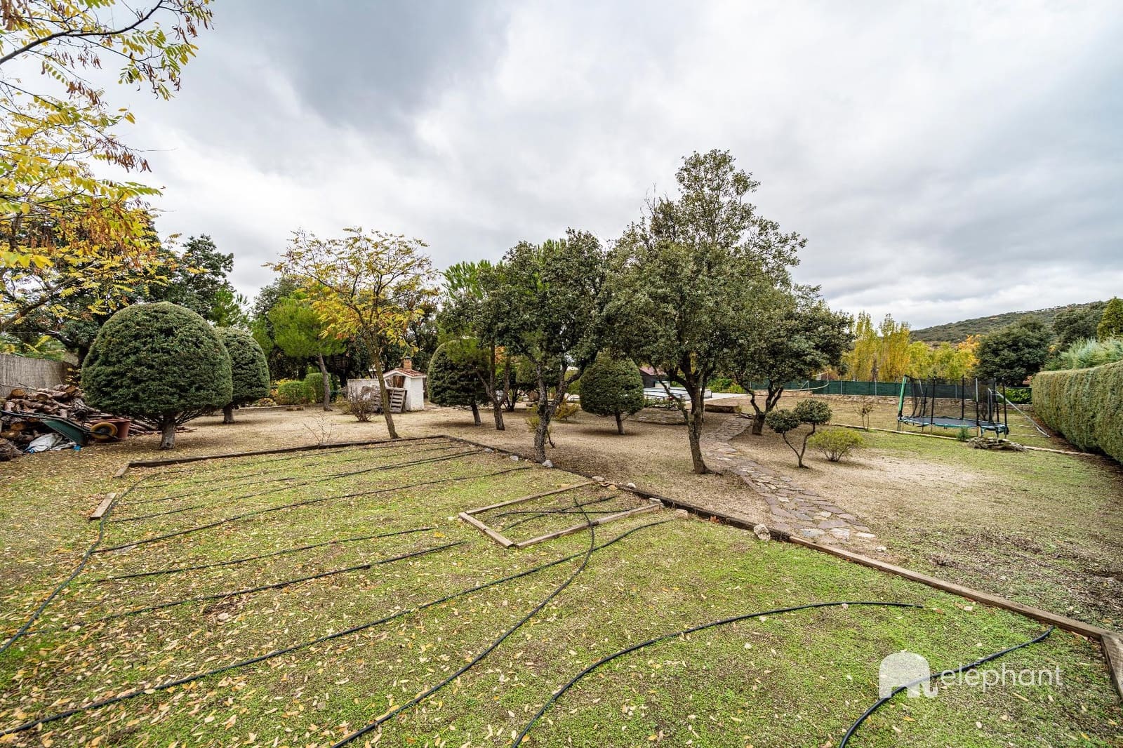 6 bedroom Villa for sale in Torrelodones with pool - € 1,127,000 (Ref: 9419789)