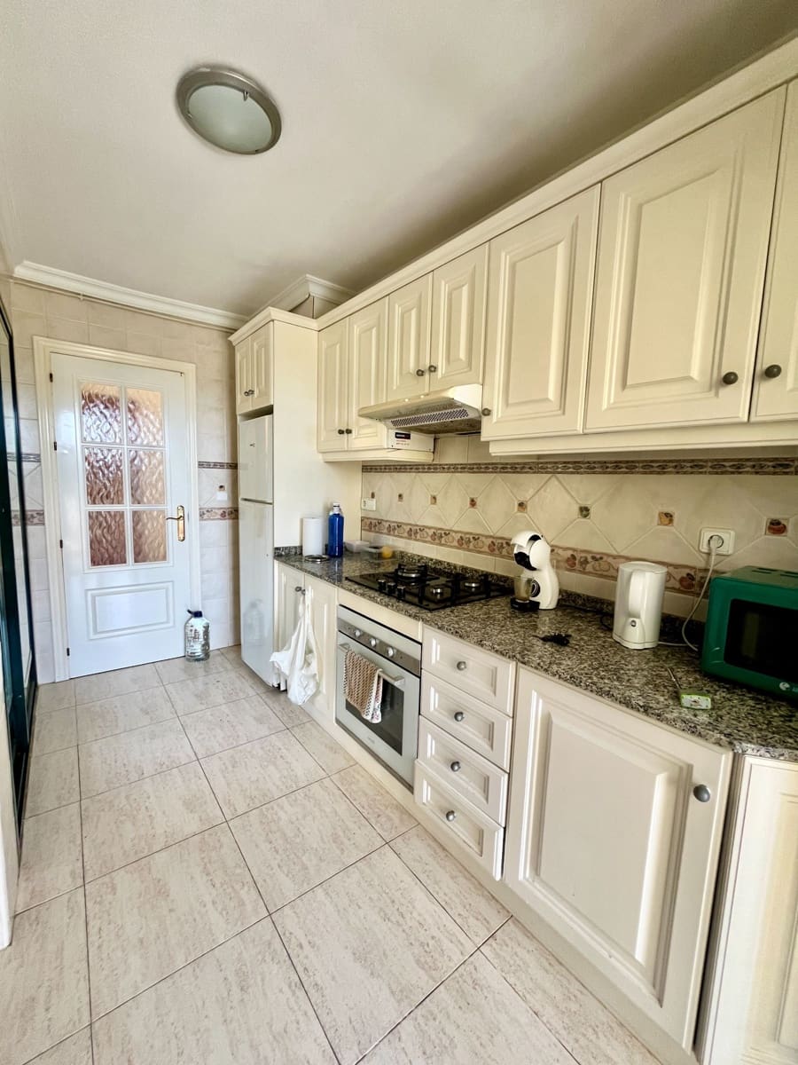Piso de 2 habitaciones en Orihuela Costa en venta con piscina - 198.900 € (Ref: 10057138)