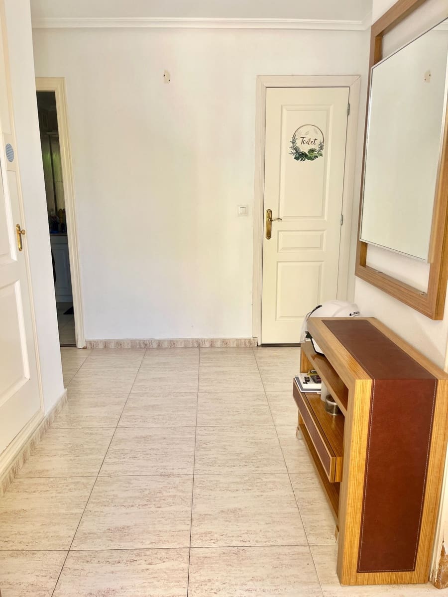 Piso de 2 habitaciones en Orihuela Costa en venta con piscina - 198.900 € (Ref: 10057138)