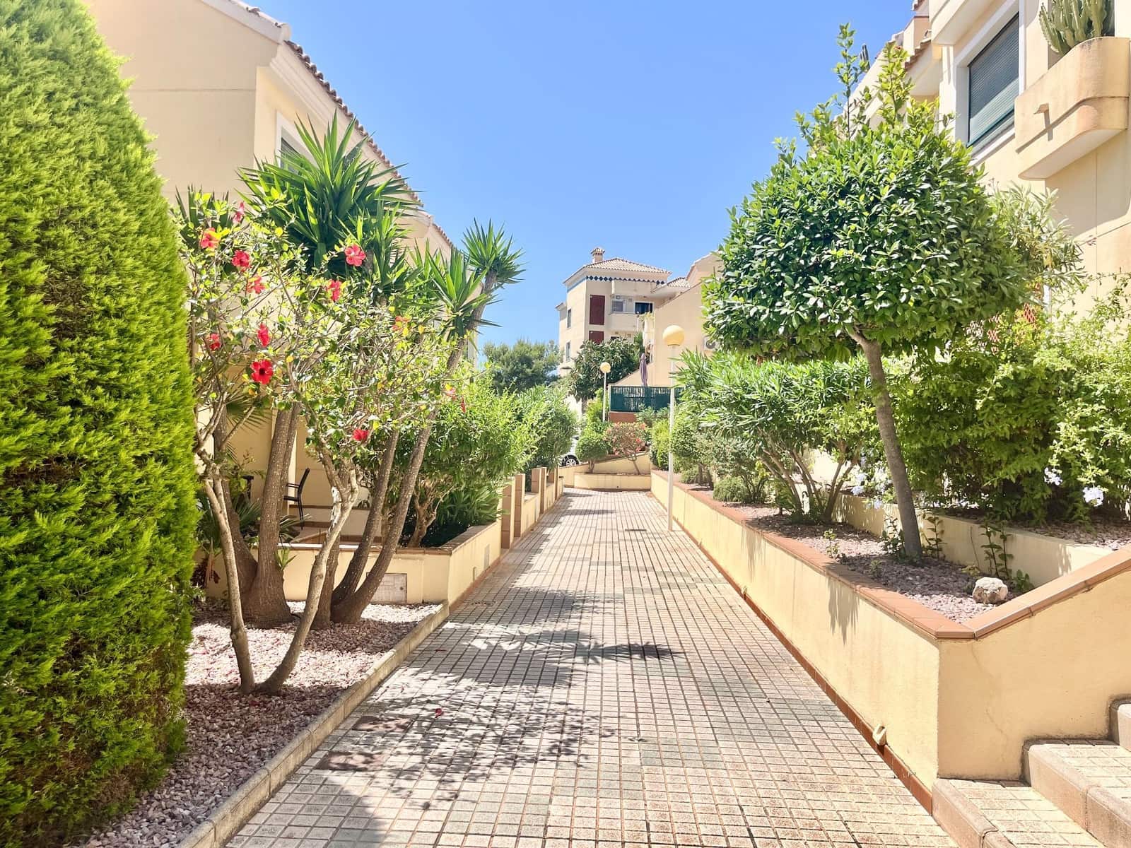 Piso de 2 habitaciones en Orihuela Costa en venta con piscina - 198.900 € (Ref: 10057138)