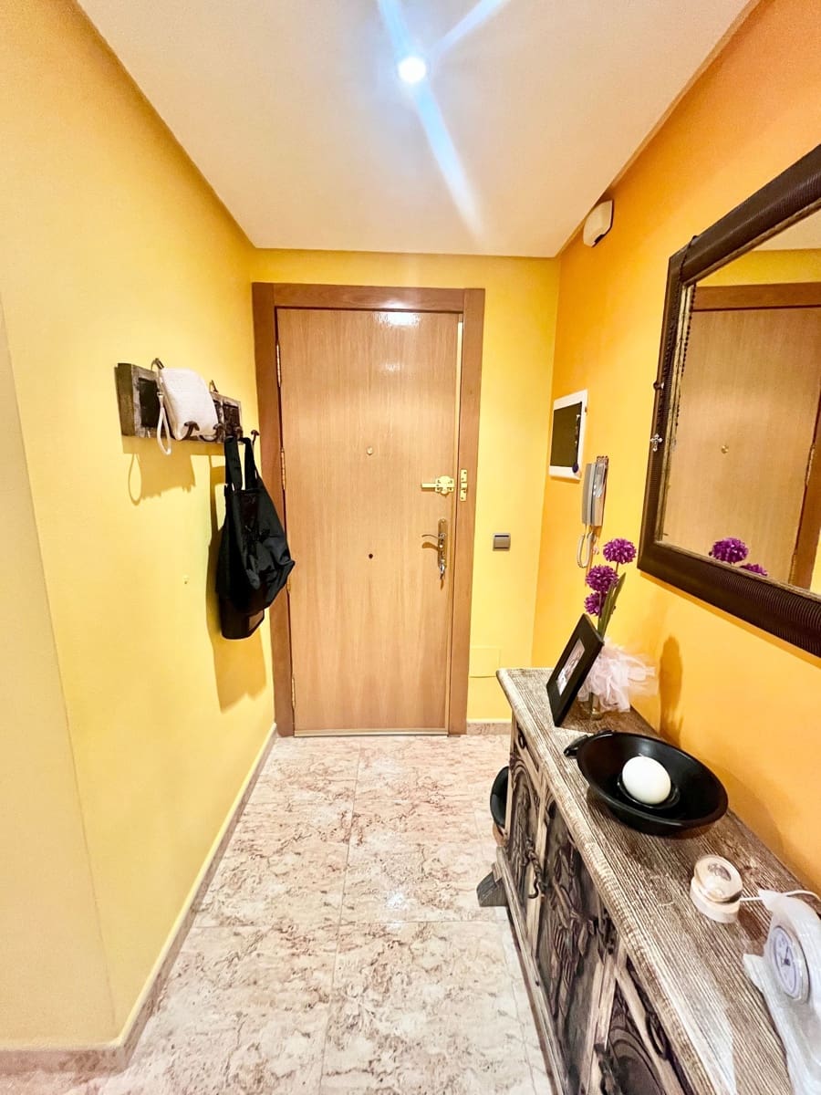 3 slaapkamer Flat te koop in Torrevieja - € 260.000 (Ref: 10057139)