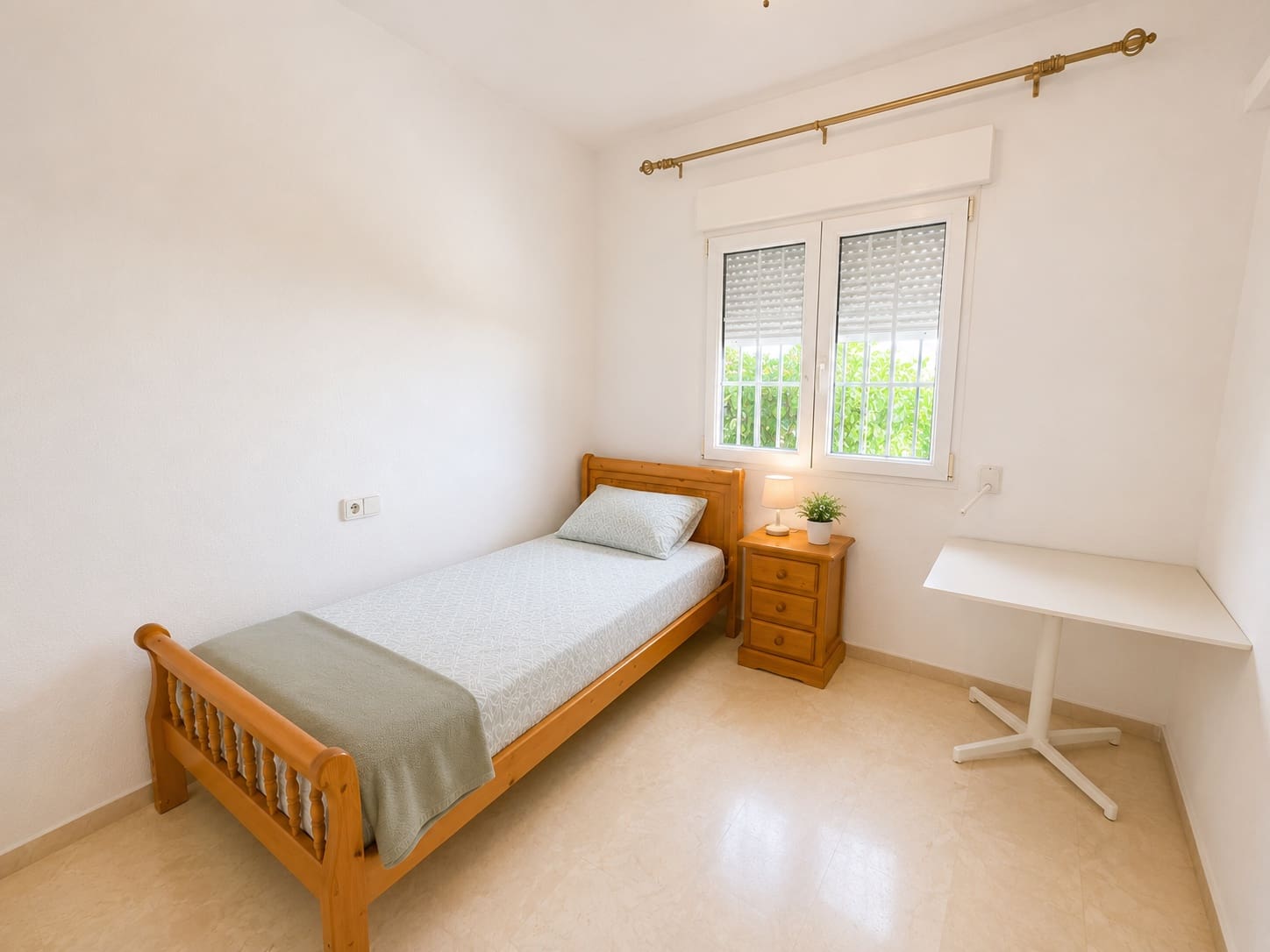 Chalet de 3 habitaciones en Orihuela Costa en venta con piscina garaje - 299.000 € (Ref: 10057142)