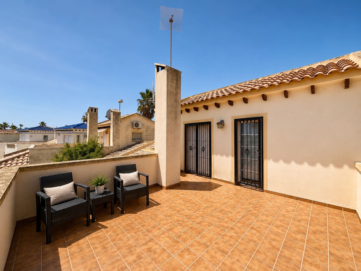 Chalet de 3 habitaciones en Orihuela Costa en venta con piscina garaje - 299.000 € (Ref: 10057142)