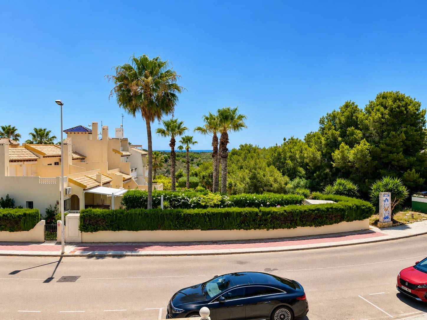 Chalet de 3 habitaciones en Orihuela Costa en venta con piscina garaje - 299.000 € (Ref: 10057142)