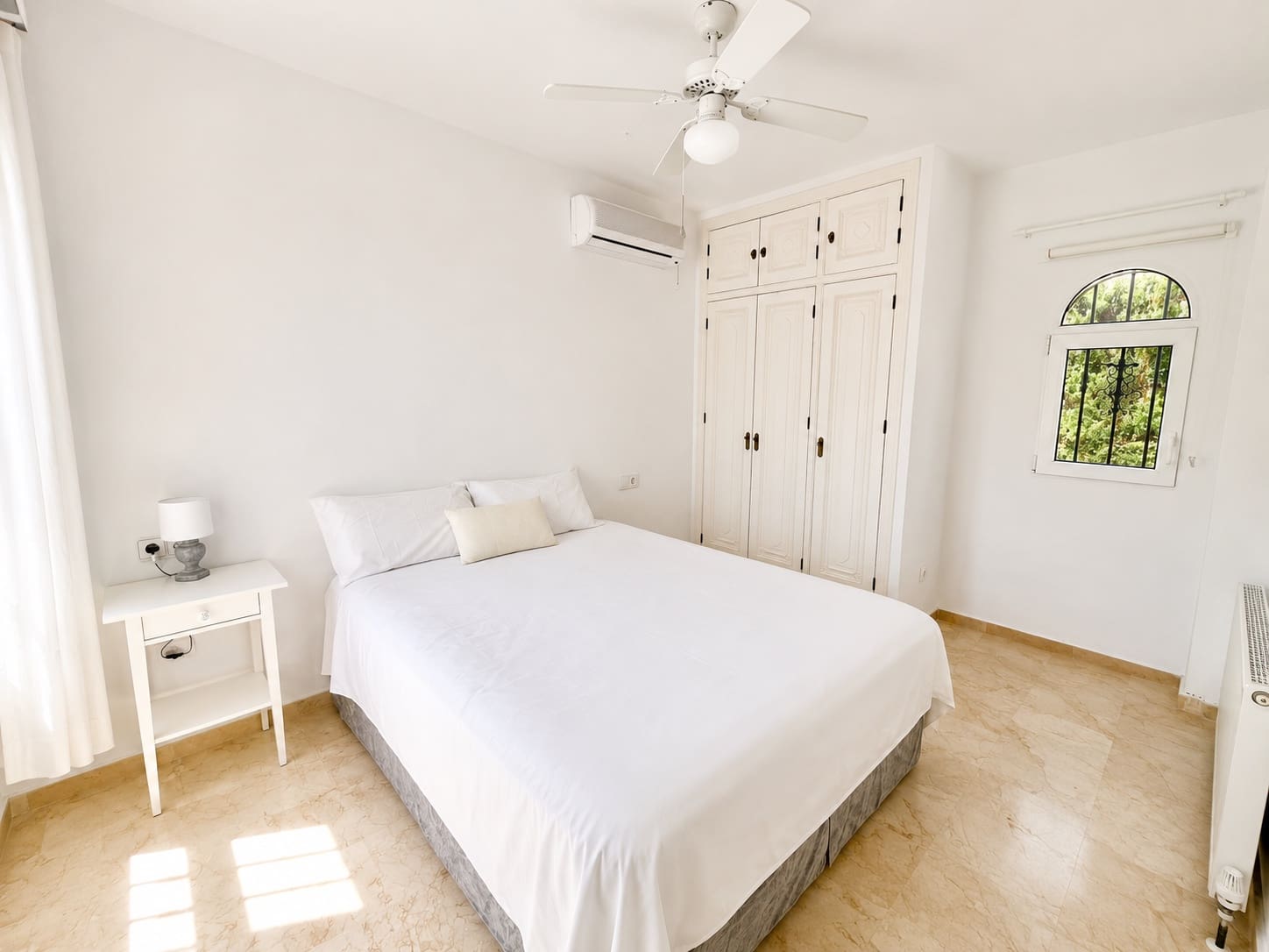 Chalet de 5 habitaciones en Orihuela Costa en venta con piscina garaje - 660.000 € (Ref: 10057143)