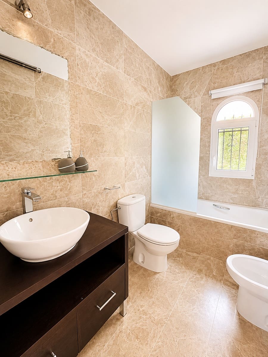 Chalet de 5 habitaciones en Orihuela Costa en venta con piscina garaje - 660.000 € (Ref: 10057143)