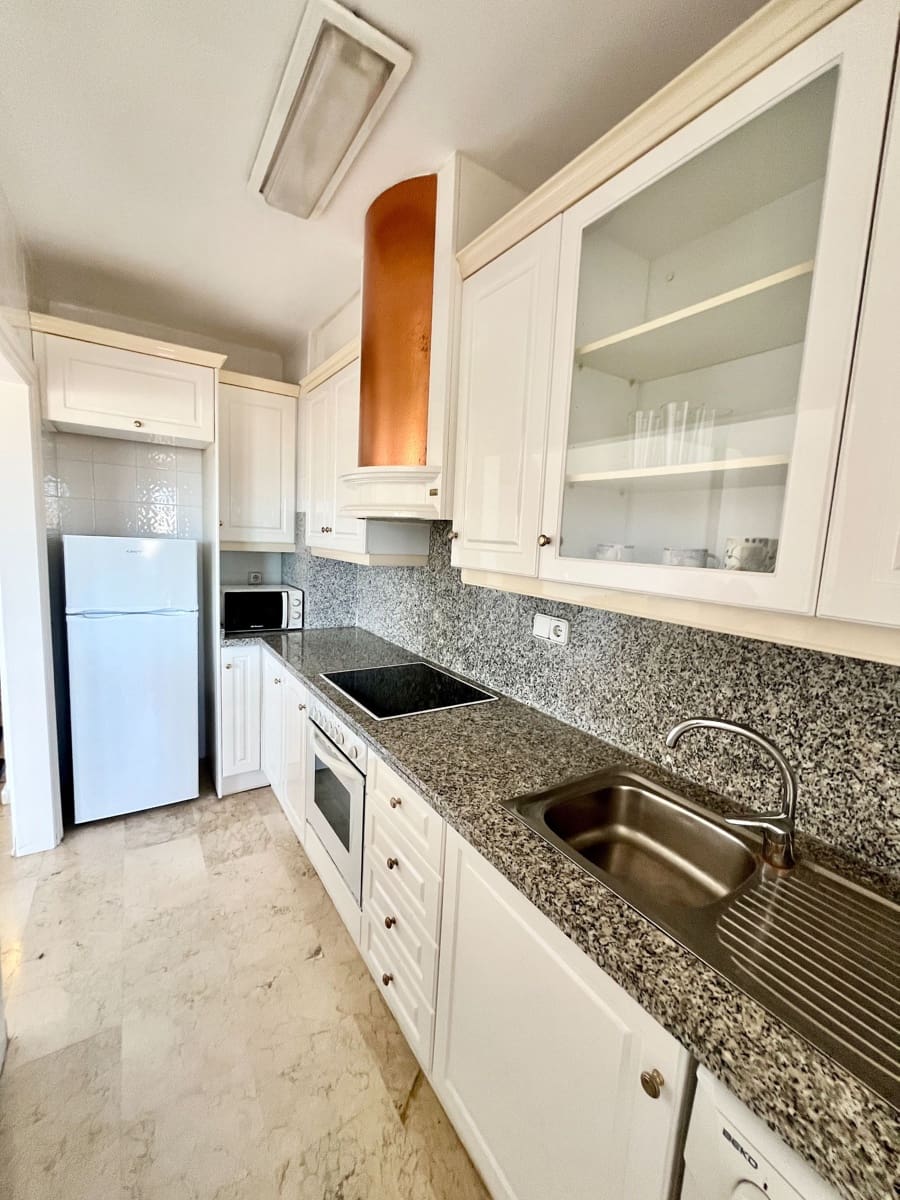Piso de 3 habitaciones en Orihuela Costa en venta con piscina garaje - 229.900 € (Ref: 10057144)