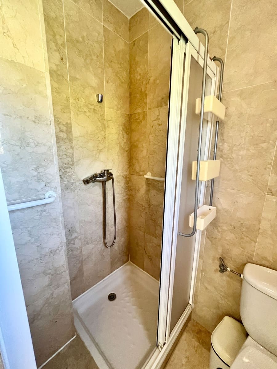 Piso de 3 habitaciones en Orihuela Costa en venta con piscina garaje - 229.900 € (Ref: 10057144)