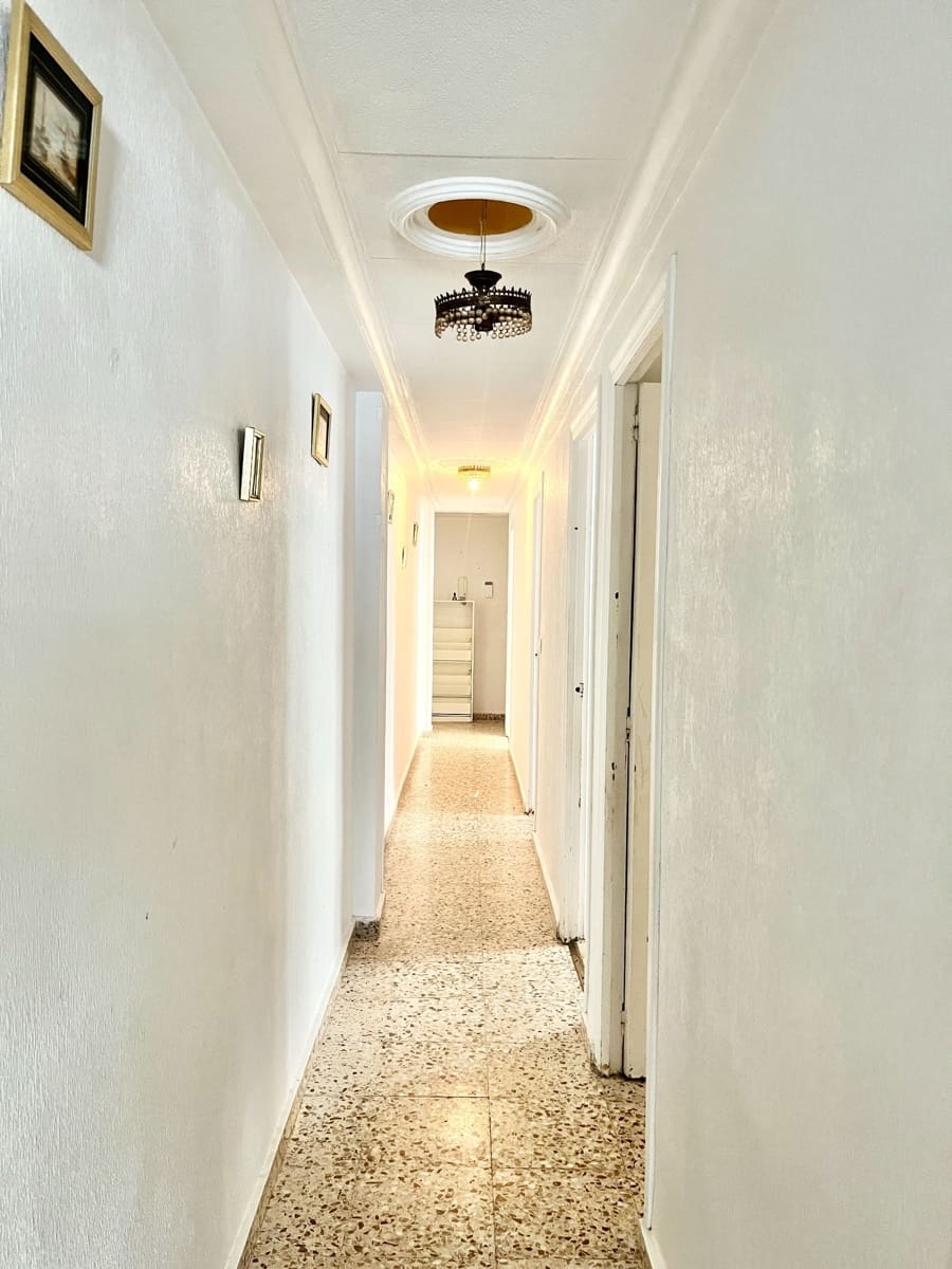 3 makuuhuone Asunto myytävänä paikassa Torrevieja - 150 000 € (Ref: 10075380)