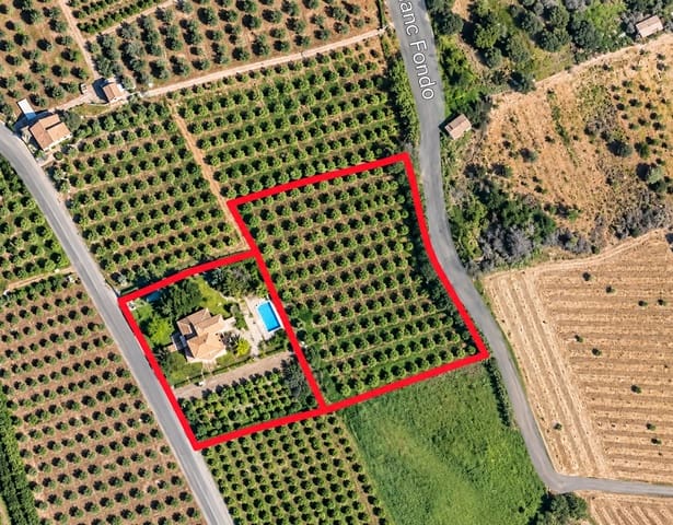 Chalet de 5 habitaciones en Ráfol de Almunia en venta con piscina garaje - 599.000 € (Ref: 10075381)