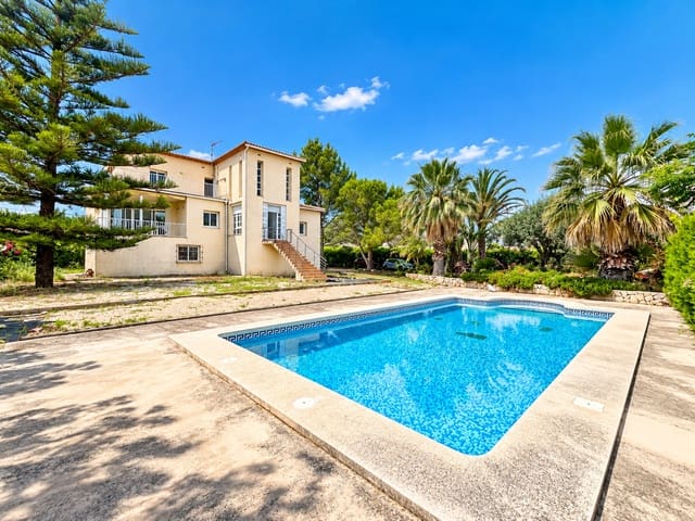 Chalet de 5 habitaciones en Ráfol de Almunia en venta con piscina garaje - 599.000 € (Ref: 10075381)