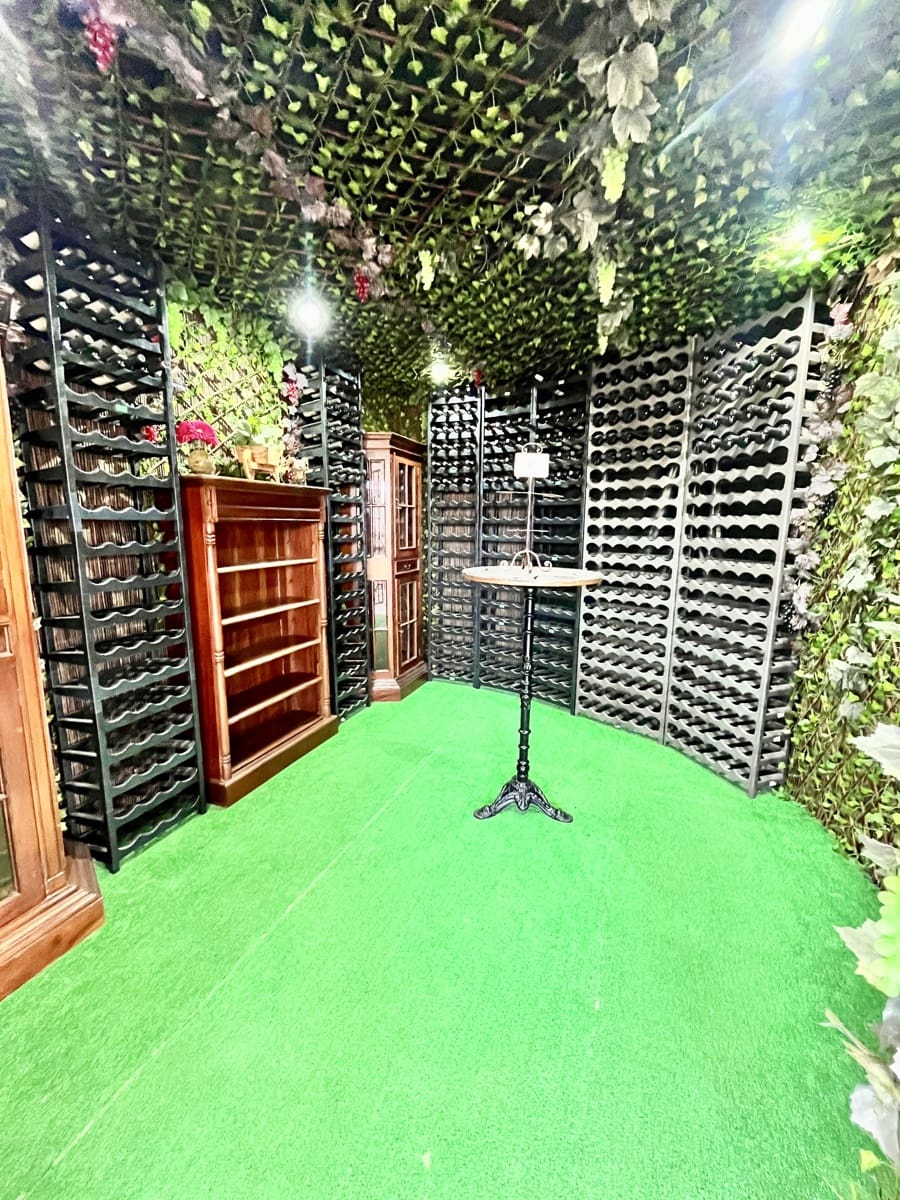 6 slaapkamer Villa te koop in Torrevieja met zwembad garage - € 645.000 (Ref: 9707805)