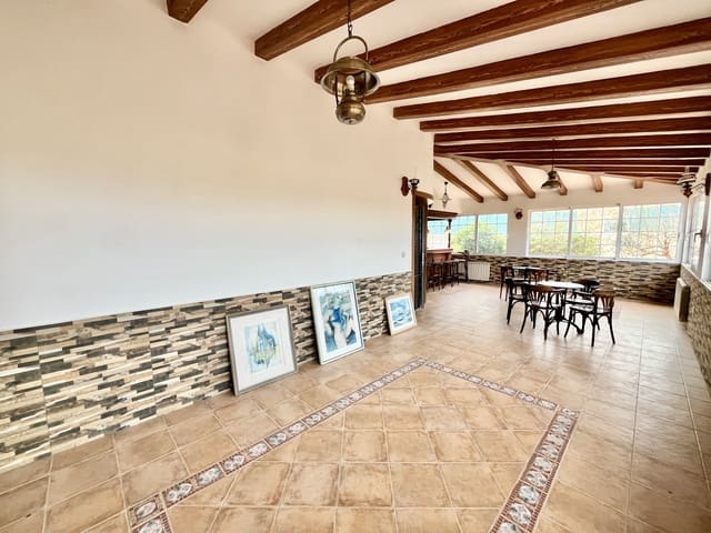 6 slaapkamer Villa te koop in El Chaparral, Torrevieja met zwembad garage - € 645.000 (Ref: 9707805)