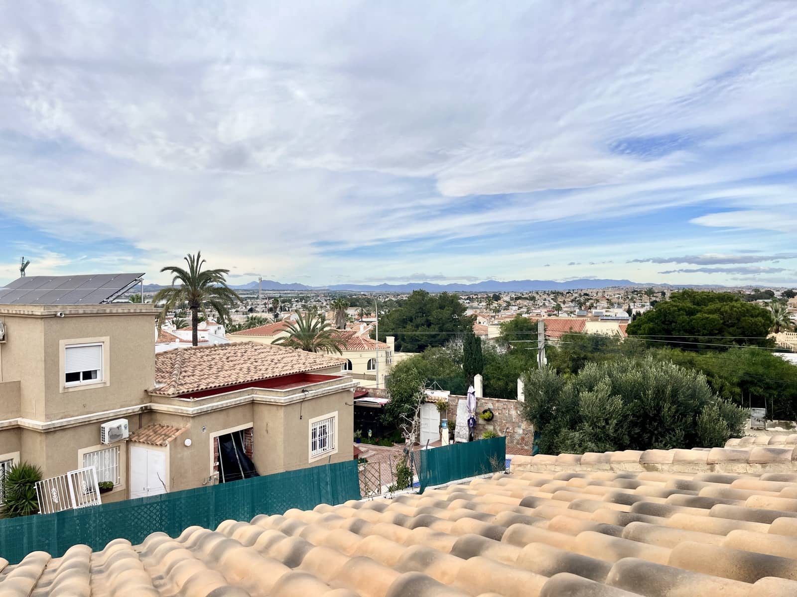 6 slaapkamer Villa te koop in Torrevieja met zwembad garage - € 645.000 (Ref: 9707805)