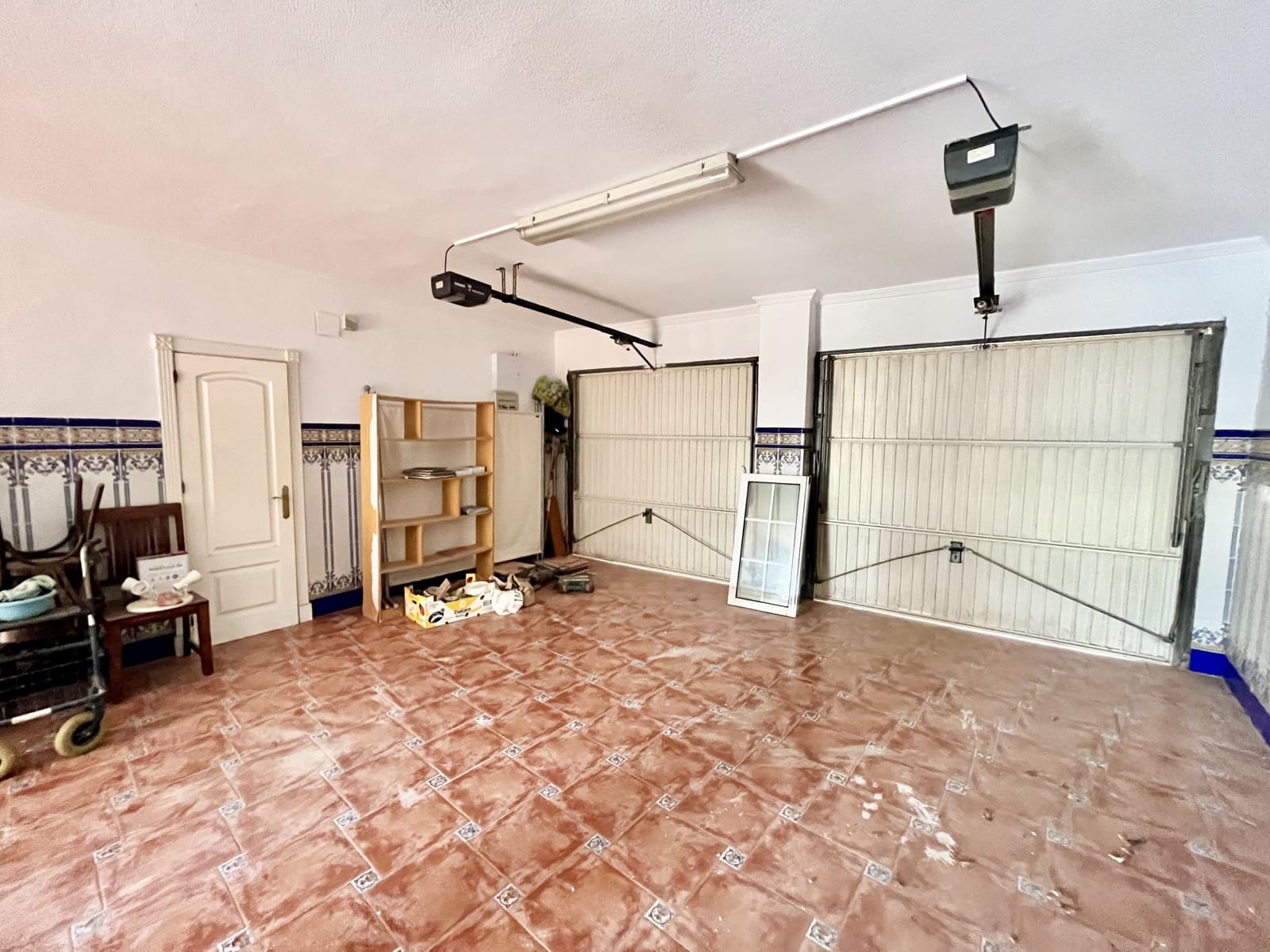 6 slaapkamer Villa te koop in Torrevieja met zwembad garage - € 645.000 (Ref: 9707805)