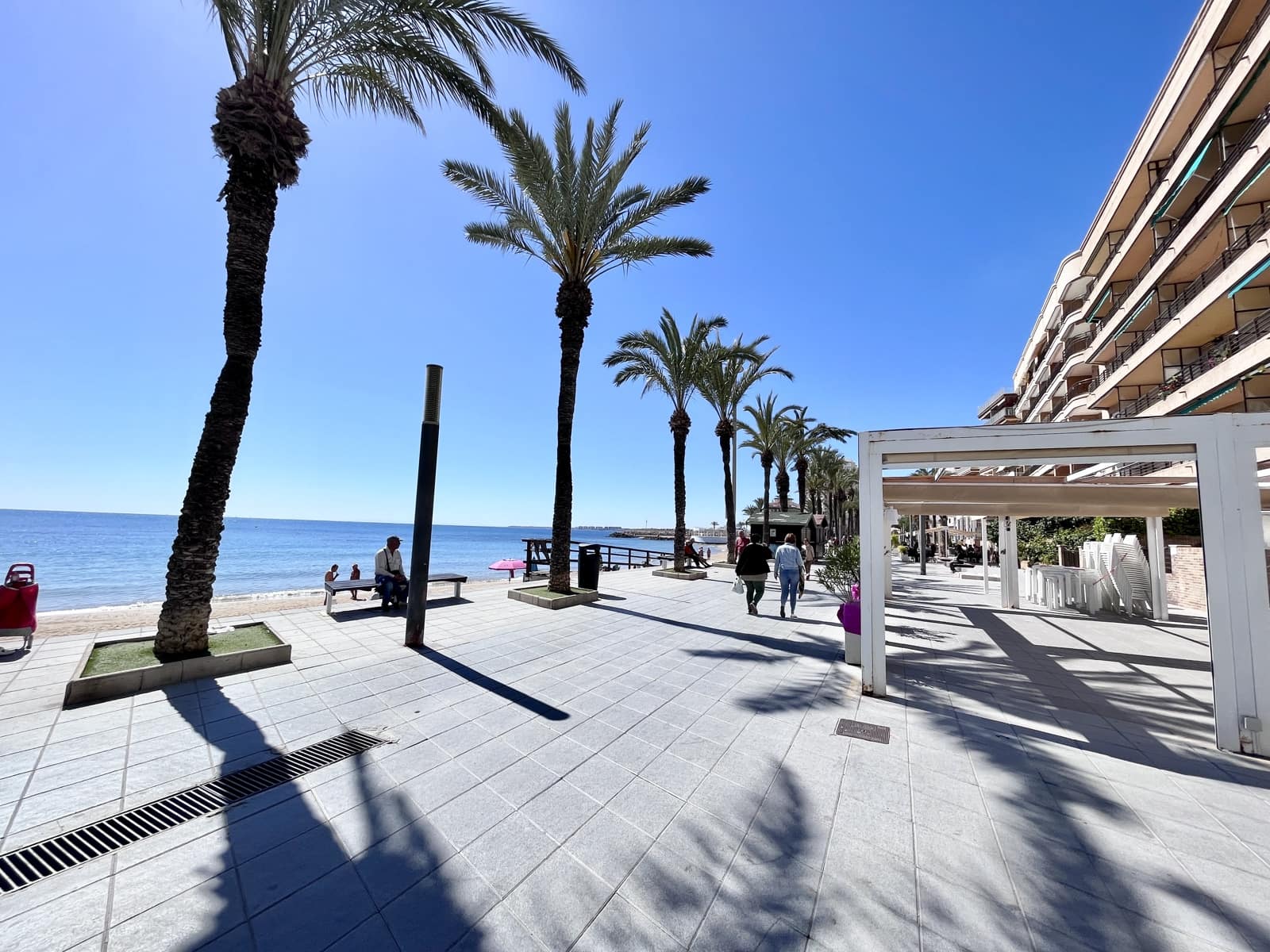 2 bedroom Apartment for sale in Torrevieja - € 120,000 (Ref: 9709122)