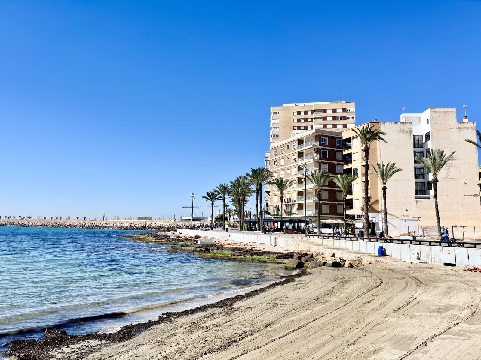 2 bedroom Apartment for sale in Torrevieja - € 120,000 (Ref: 9709122)