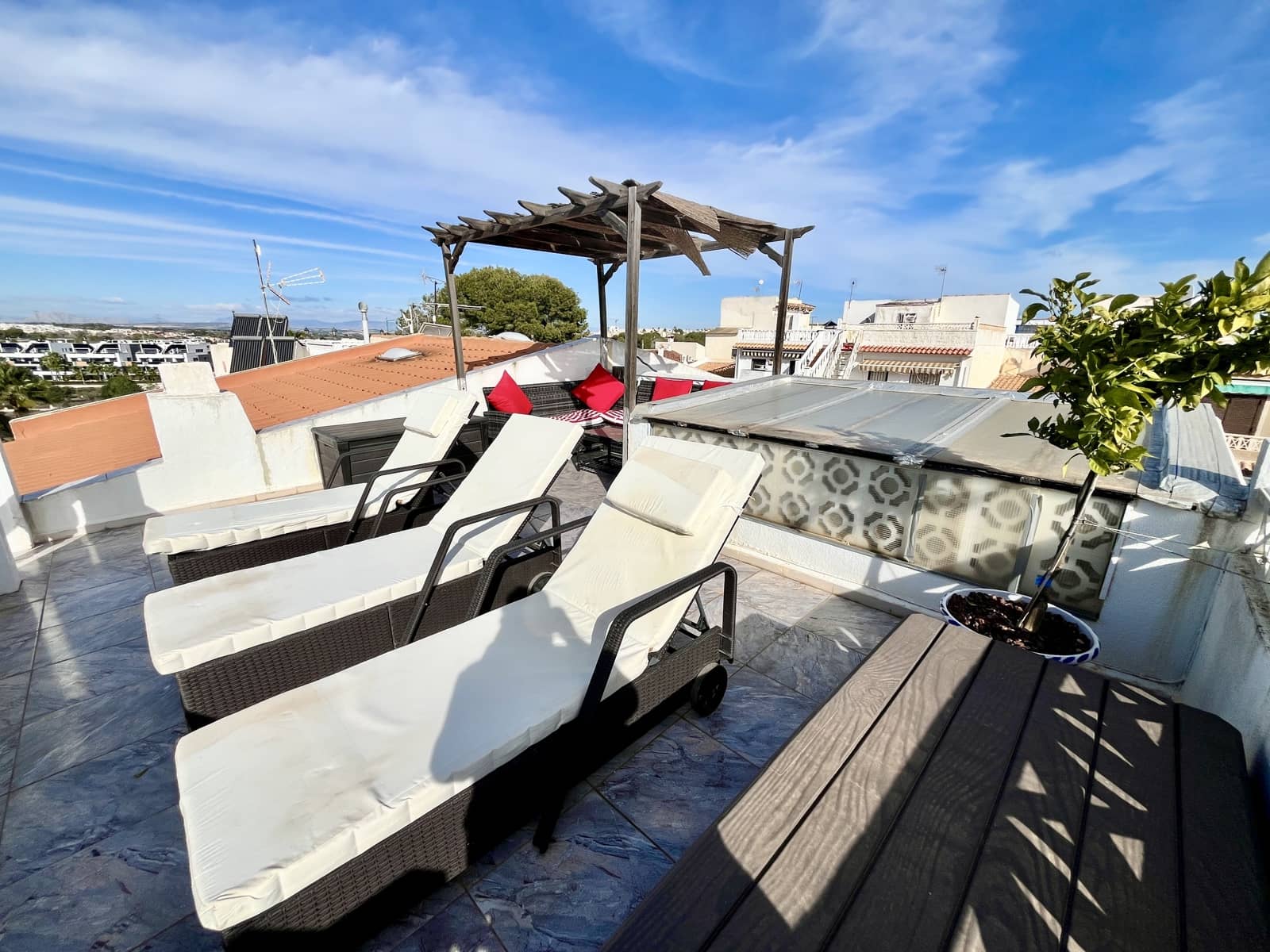 2 soveværelse Rækkehus til salg i Orihuela Costa - € 186.000 (Ref: 9709144)