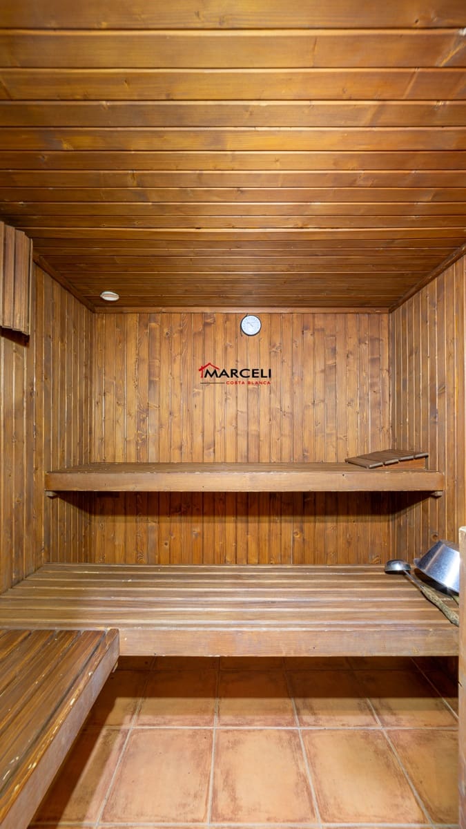 2 soverom Penthouse til salgs i Orihuela Costa med svømmebasseng - € 229 000 (Ref: 9709175)