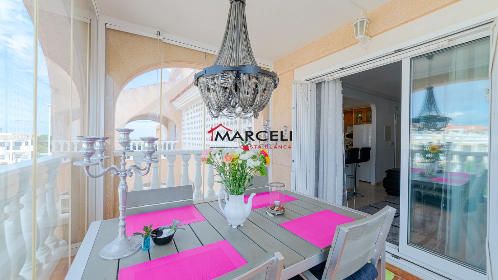 2 soverom Penthouse til salgs i Orihuela Costa med svømmebasseng - € 229 000 (Ref: 9709175)