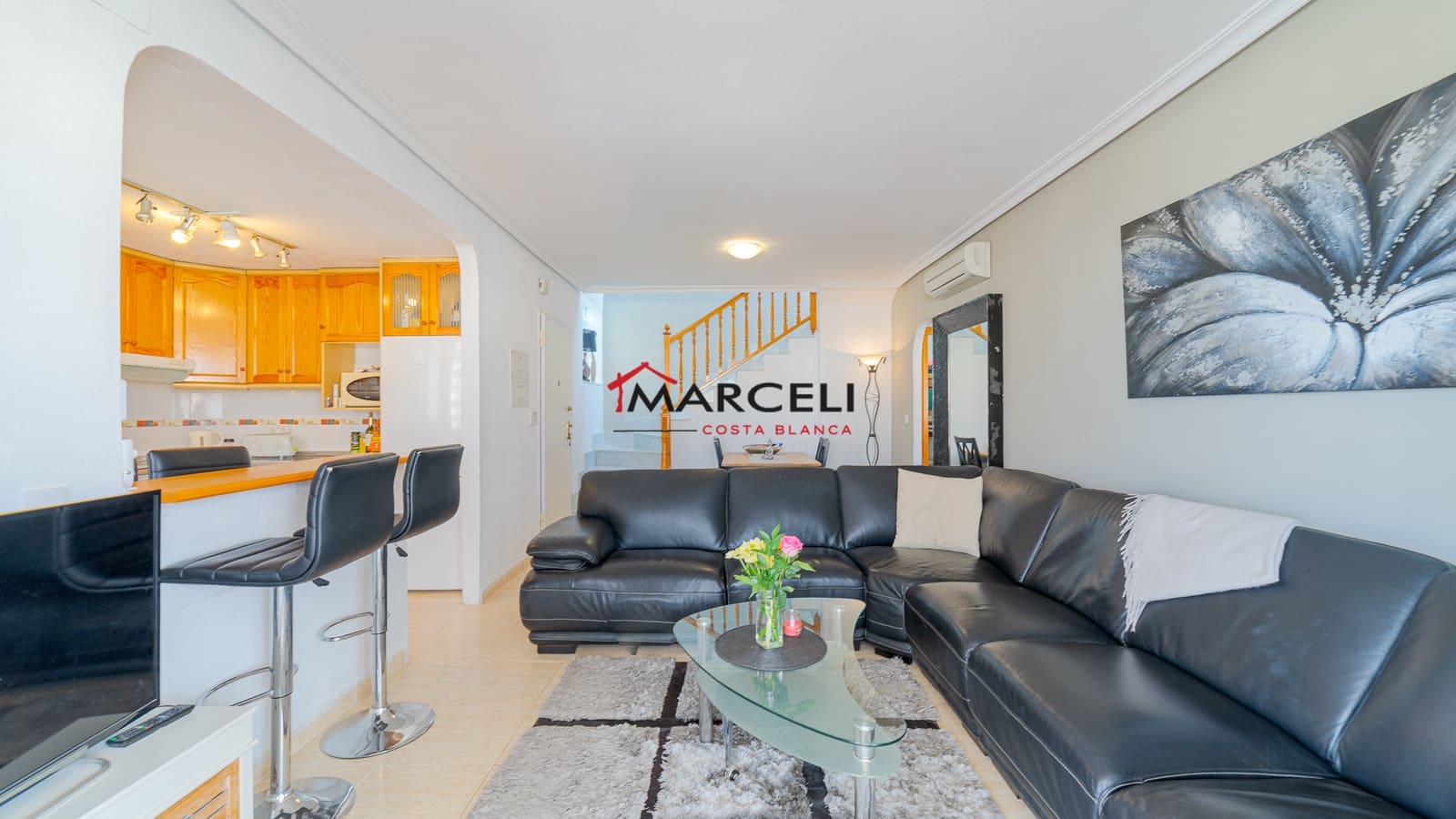 2 soverom Penthouse til salgs i Orihuela Costa med svømmebasseng - € 229 000 (Ref: 9709175)