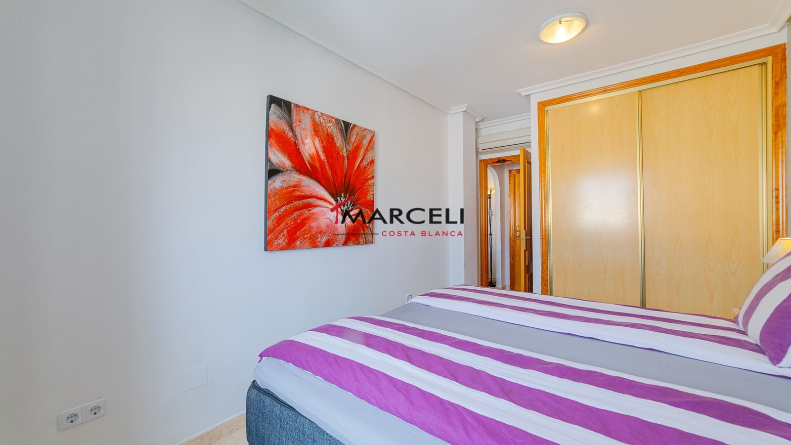 2 soverom Penthouse til salgs i Orihuela Costa med svømmebasseng - € 229 000 (Ref: 9709175)