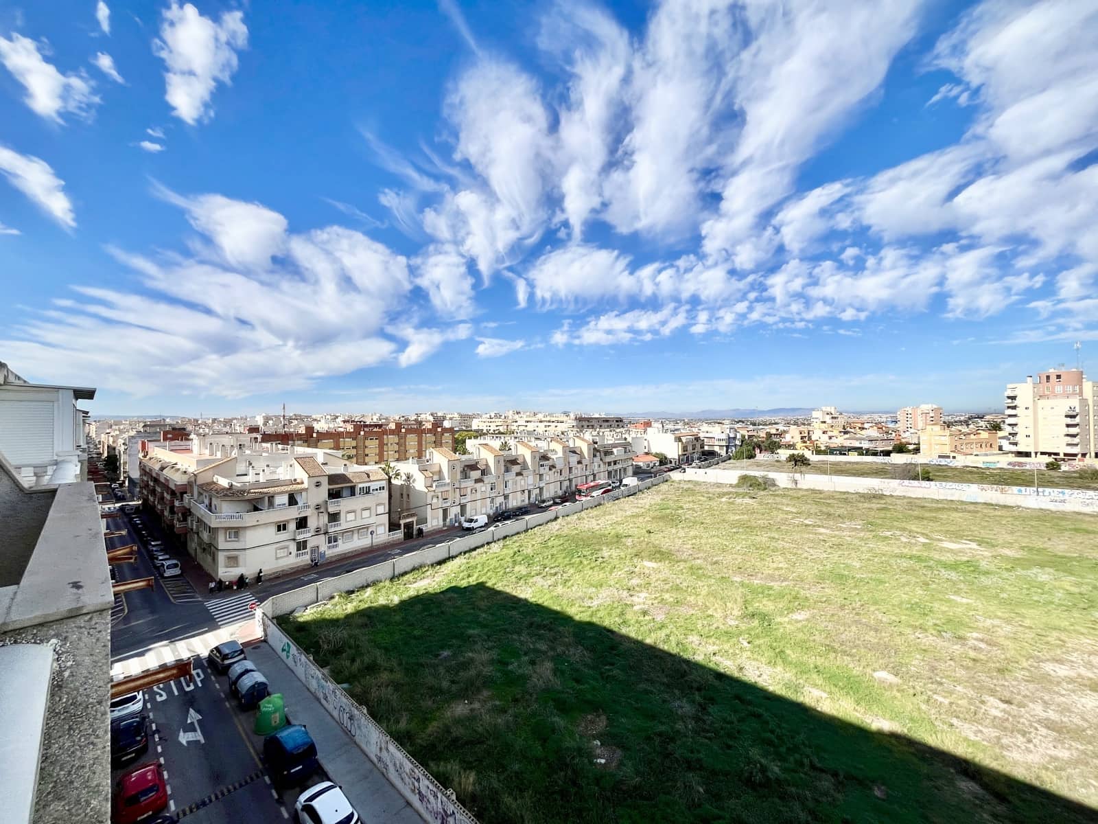 1 quarto Penthouse para venda em Torrevieja com piscina - 115 000 € (Ref: 9713621)