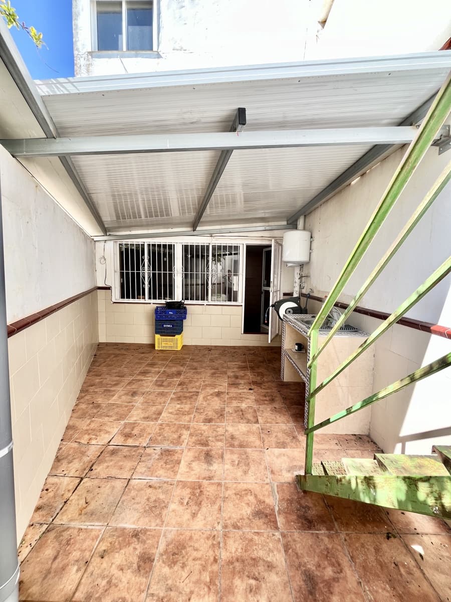 Erhverv til salg i Los Montesinos - € 690.000 (Ref: 9725117)