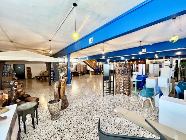 Local Commercial à vendre à Los Montesinos - 690 000 € (Ref: 9725117)