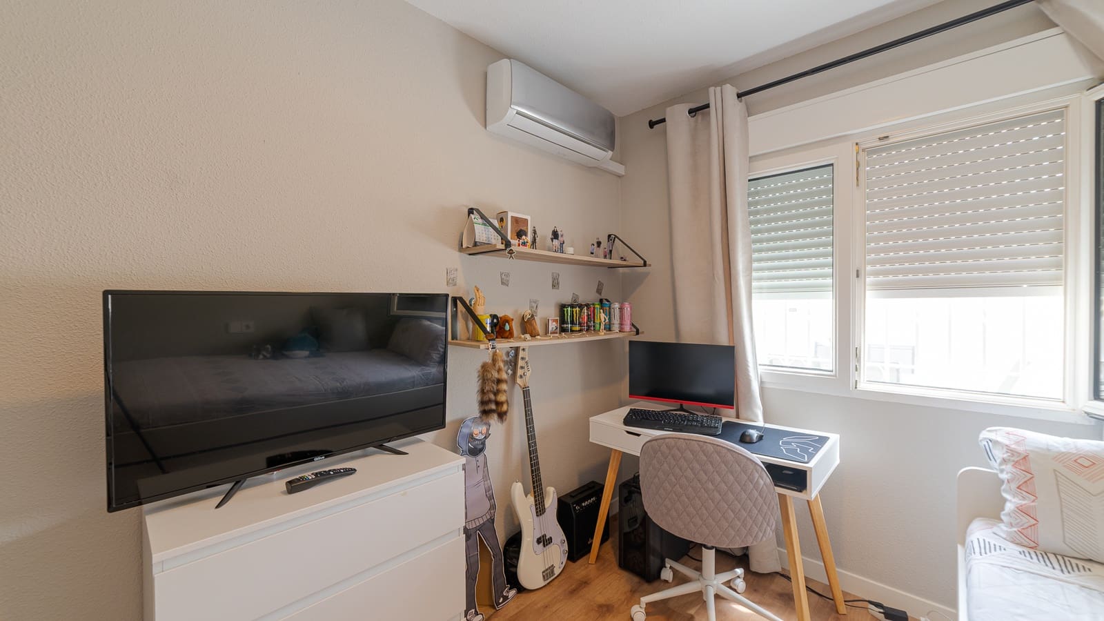 3 slaapkamer Villa te koop in San Miguel de Salinas met zwembad garage - € 399.000 (Ref: 9733865)