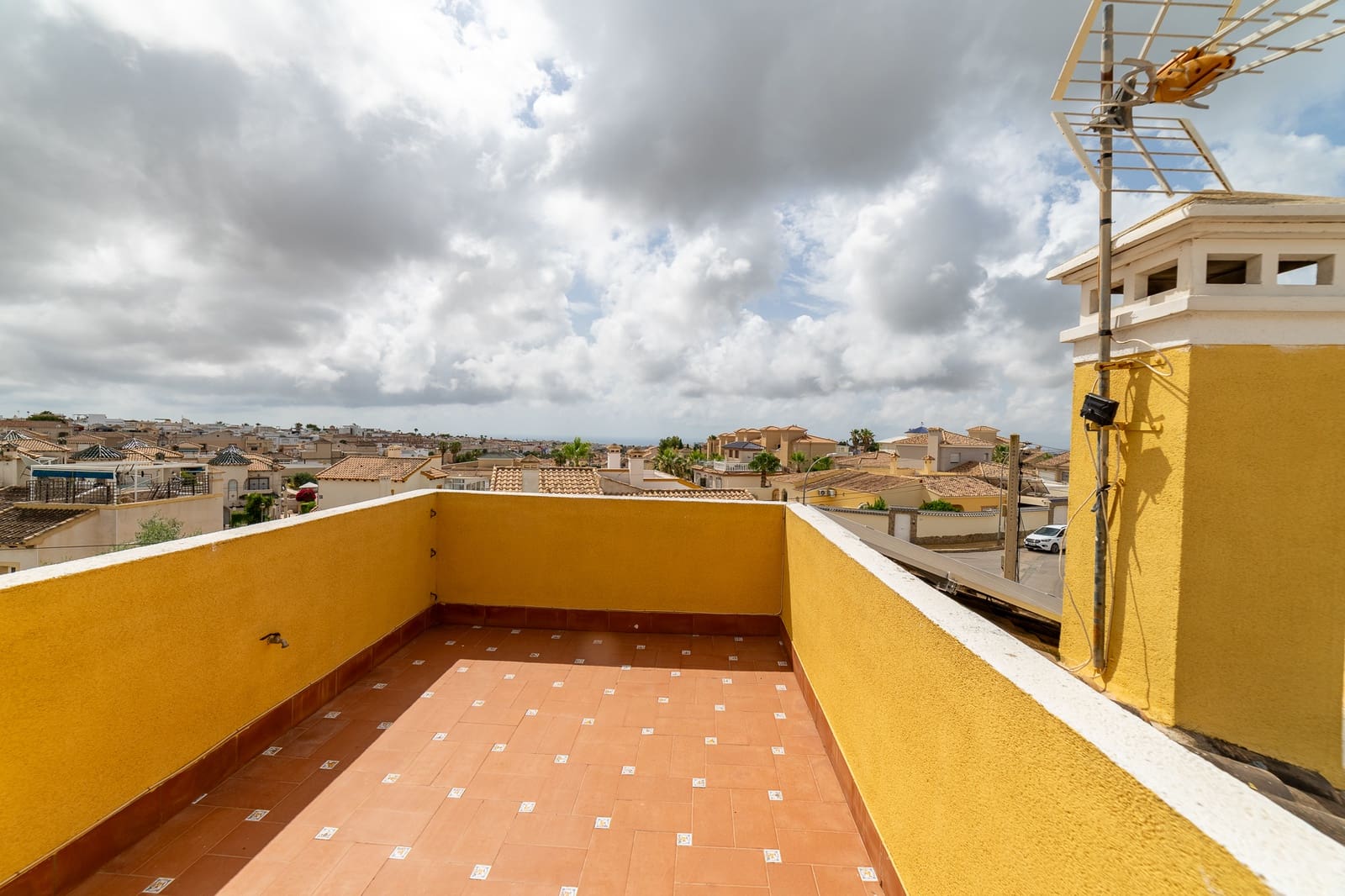 3 slaapkamer Villa te koop in San Miguel de Salinas met zwembad garage - € 399.000 (Ref: 9733865)